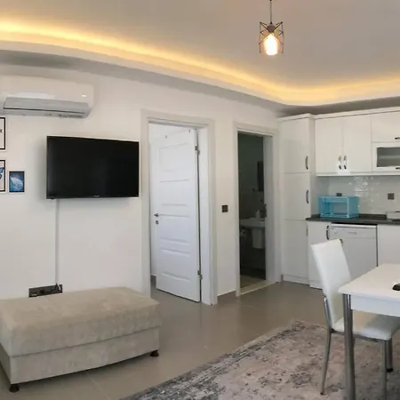 1 Bedroom Cozy House In *